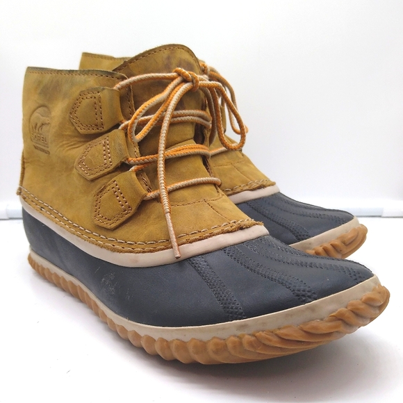 sorel slip on duck boots